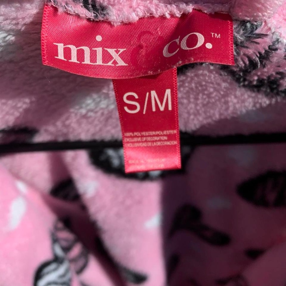 Soft Pink Heart Patterned Women's Robe - Picture 7 of 7